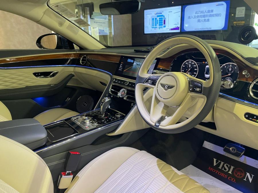 FLYING SPUR  First Edition - Image 5