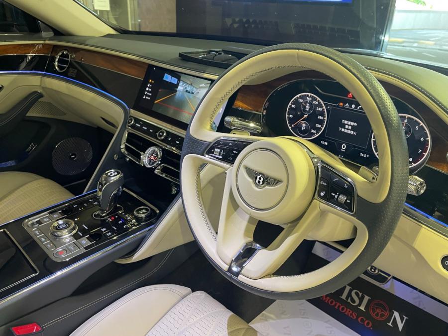 FLYING SPUR  First Edition - Image 6