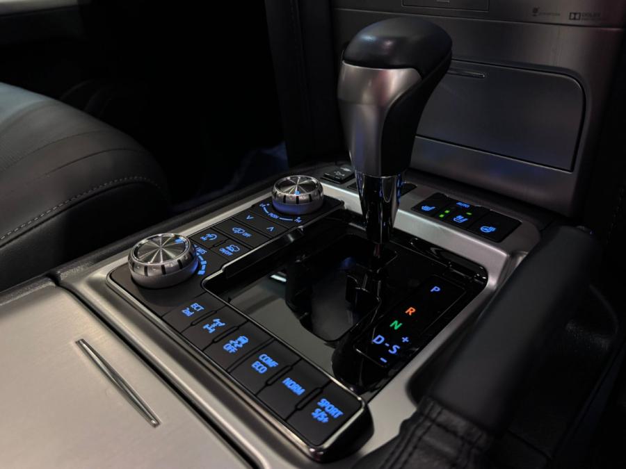 LAND CRUISER ZX MODELLISA - Image 9