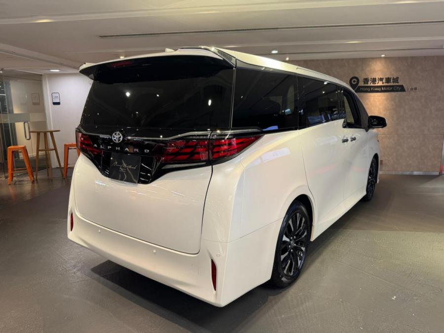 Alphard 2.5 Z - Image 2