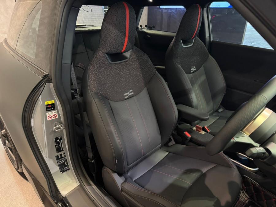 Mini Cooper Se J01 JCW - Image 4