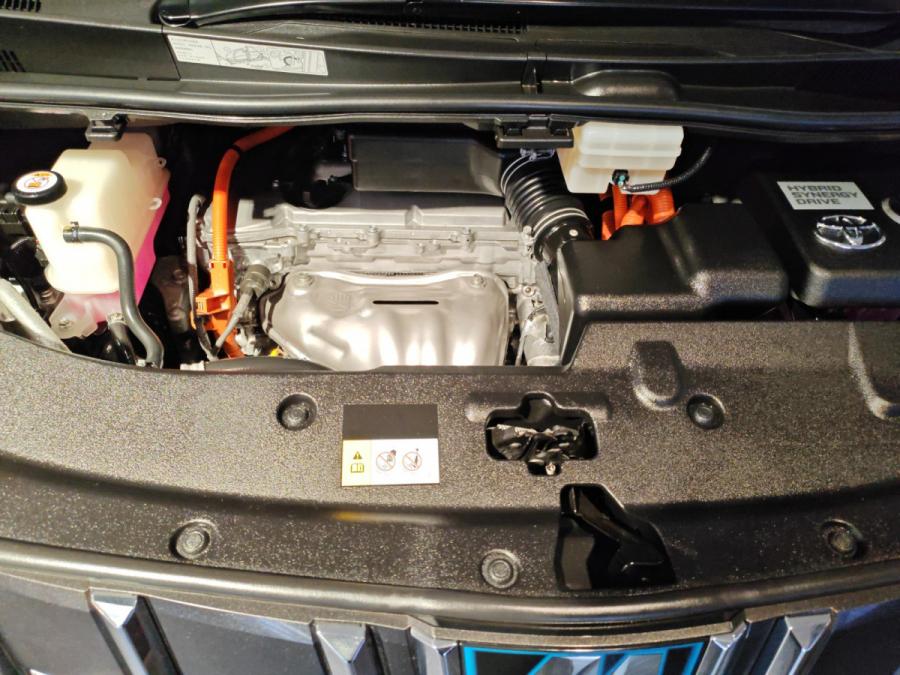 ALPHARD 2.5 HYBRID SC - Image 9