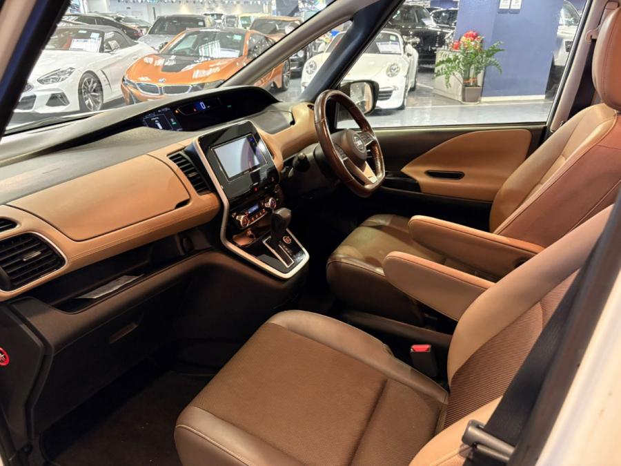 Serena Highway Star VIP - Image 3