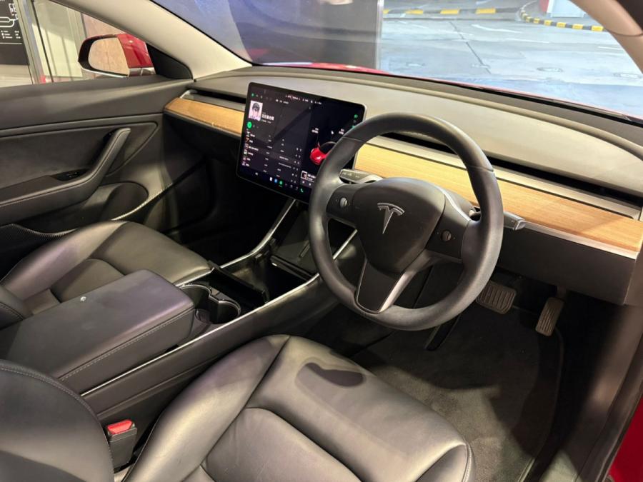 Model 3 SR Plus - Image 4