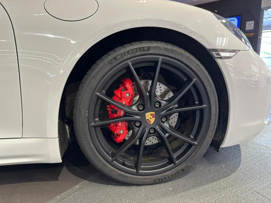 718 Cayman S - Image 12