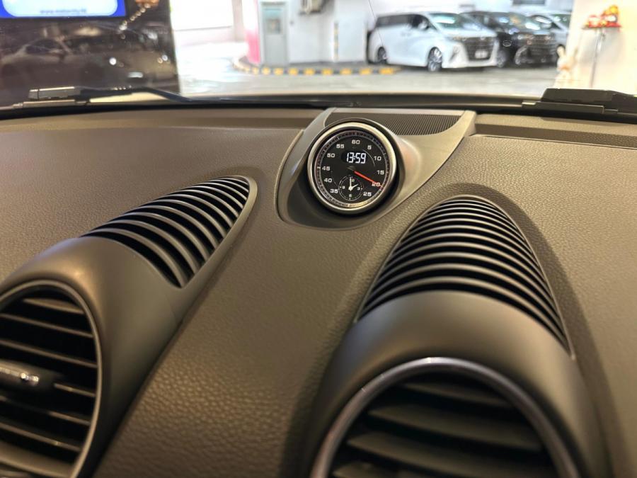 718 Cayman S - Image 8