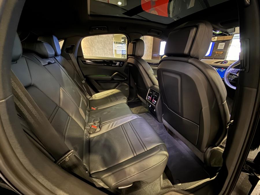 Cayenne s coupe - Image 3
