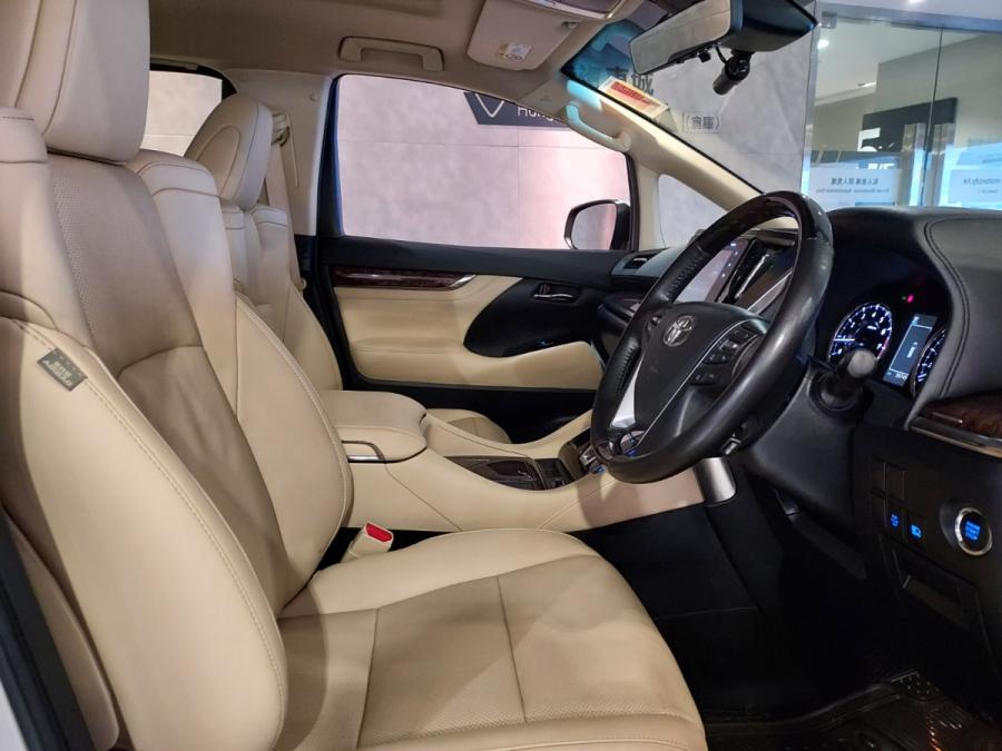 ALPHARD 3.5 - Image 2