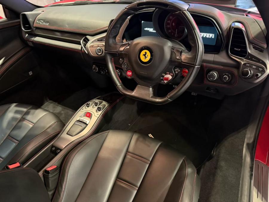 458 Italia - Image 7