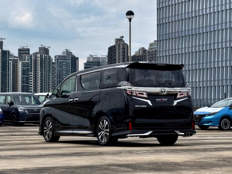Vellfire 2.5 ZG Modellista - Image 2