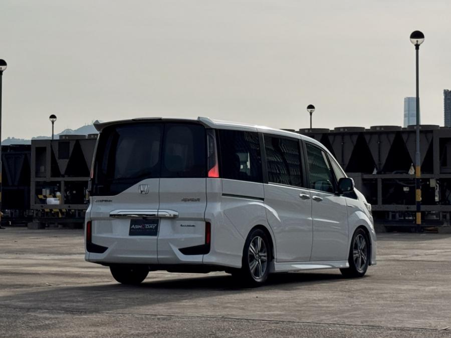 Stepwgn Hybrid EX Cool - Image 10