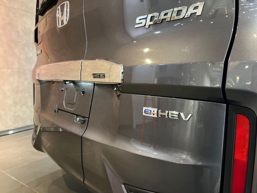 Stepwgn spada EX e:HEV - Image 7