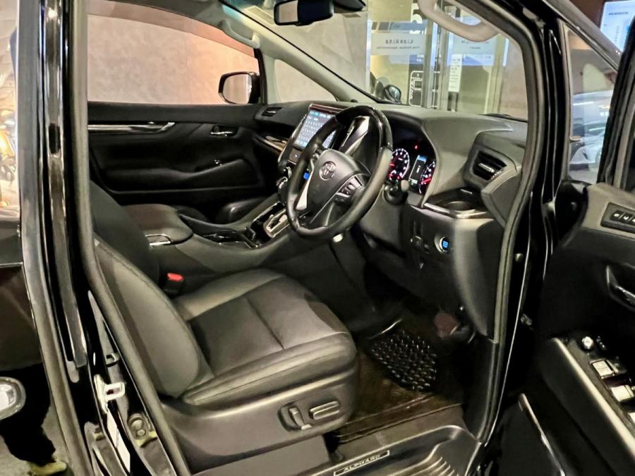 Alphard - Image 2