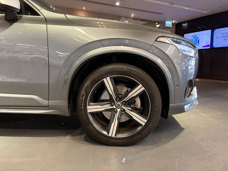 XC90 T6 R-Design - Image 3