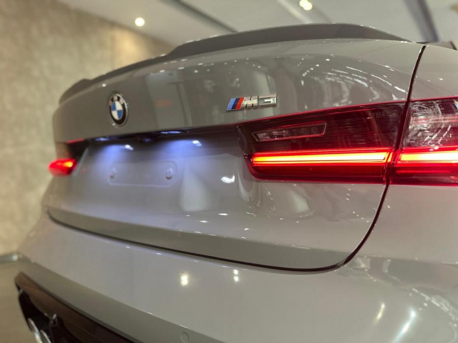 M3 SALOON MANUAL - Image 7