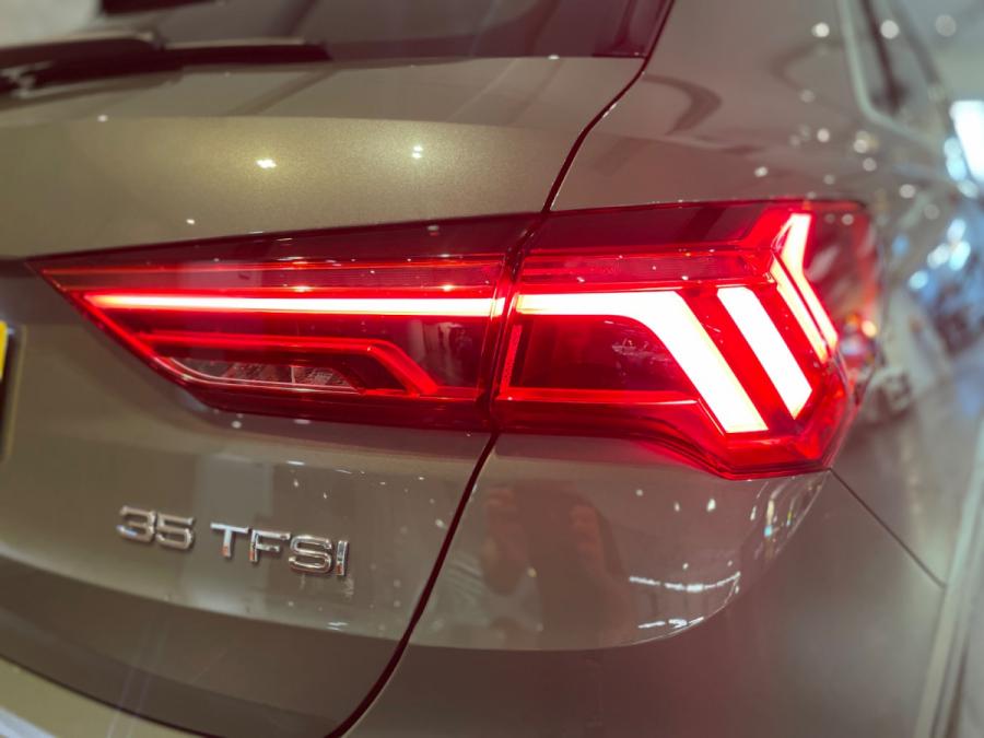 Q3 35 (TFSI) - Image 5