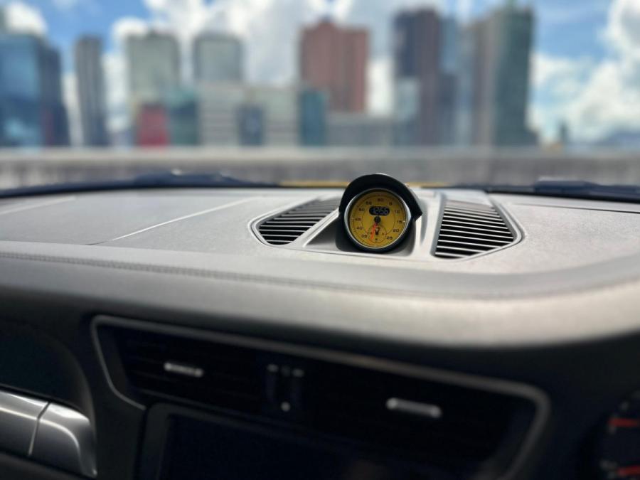 911 CARRERA COUPE - Image 13