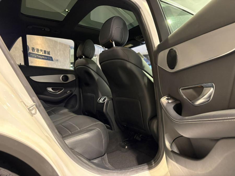 GLC300 4Matic AMG - Image 6