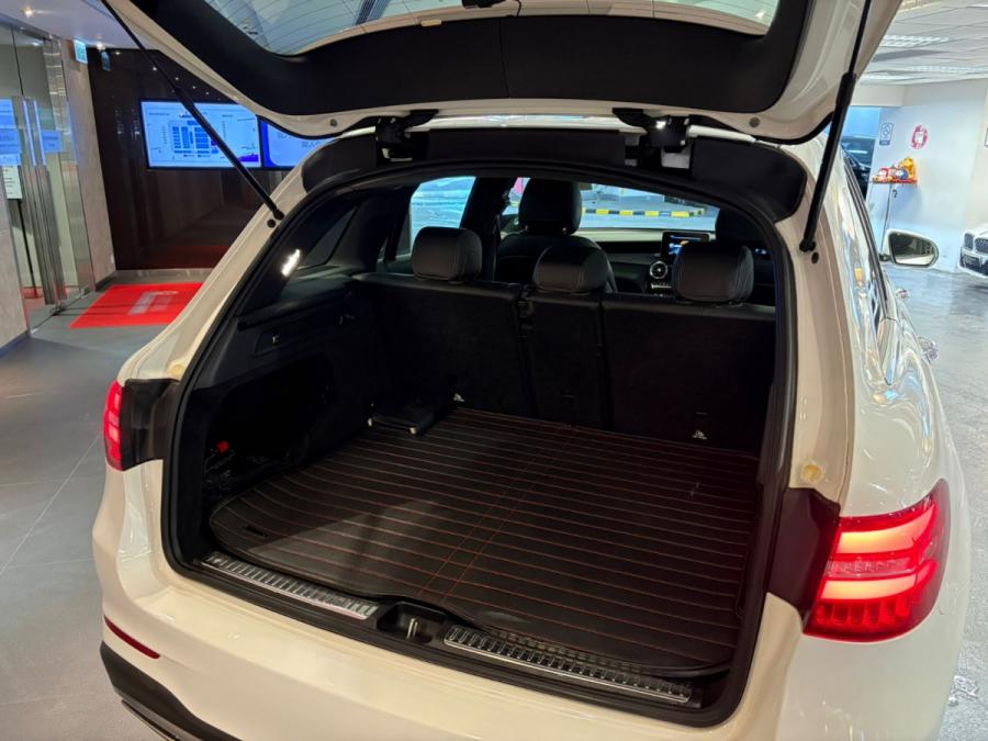 GLC300 4Matic AMG - Image 7