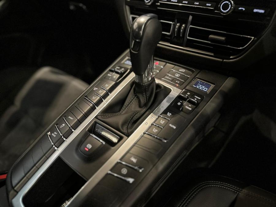 MACAN - Image 12