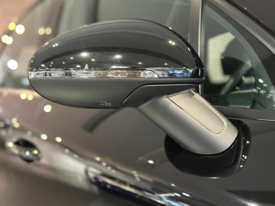 MACAN - Image 5