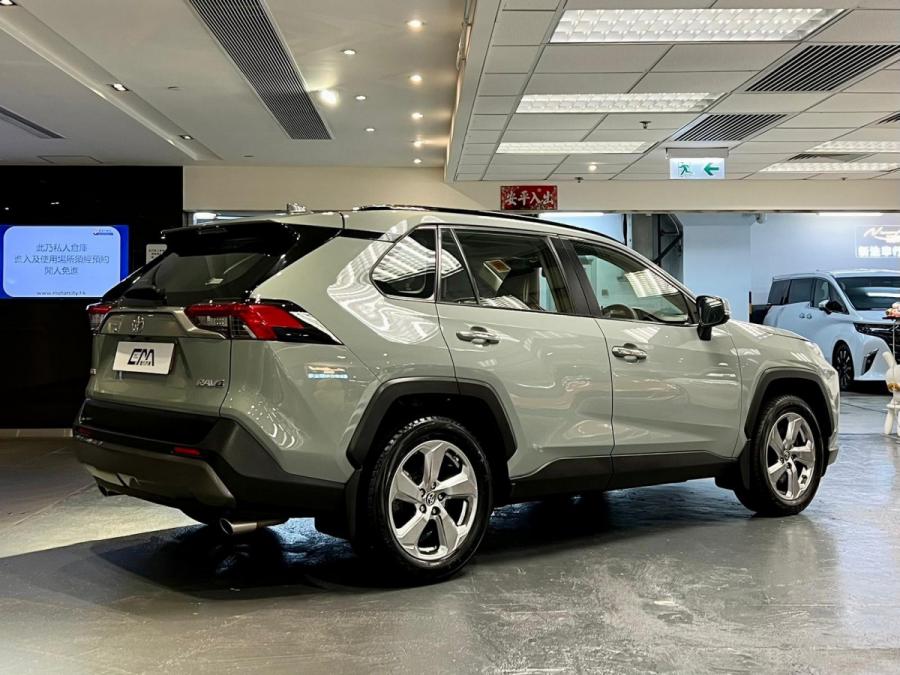 RAV4 Deluxe - Image 2