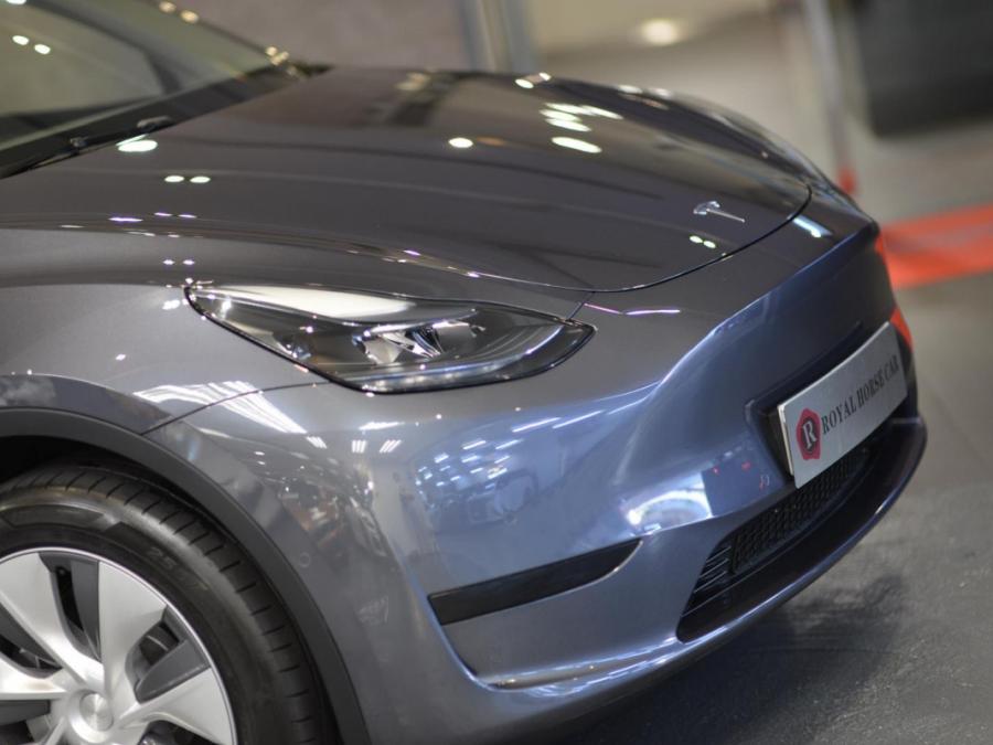 MODEL Y RWD - Image 16