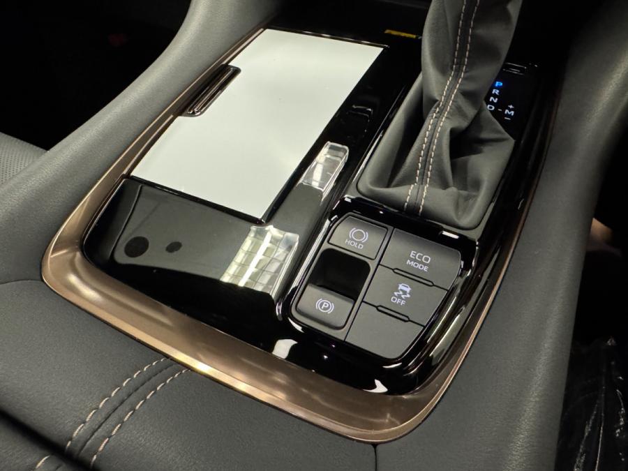 ALPHARD 2.5na - Image 9