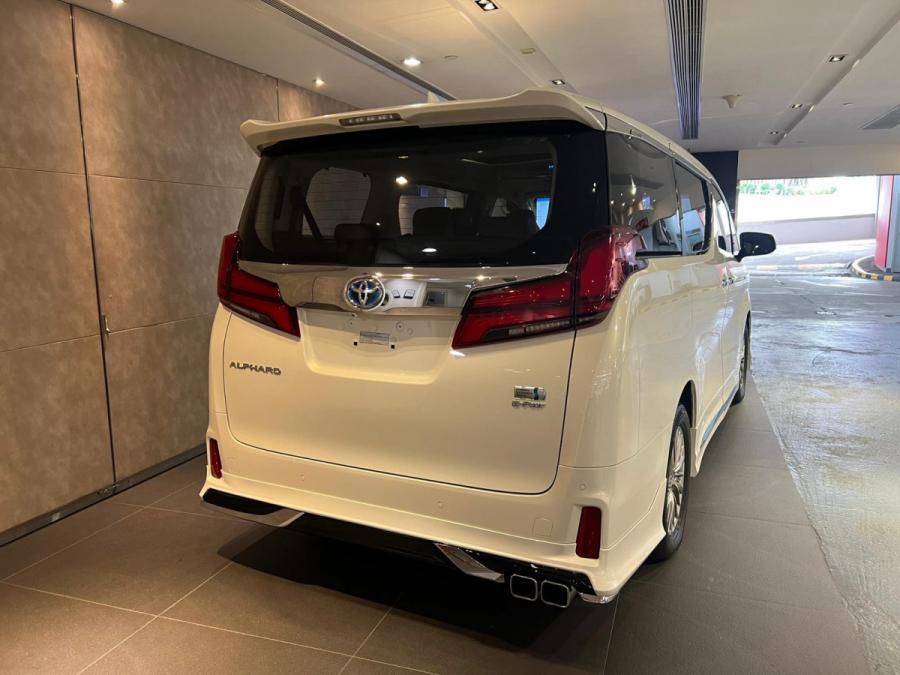 ALPHARD 2.5 SRC HYBRID - Image 10