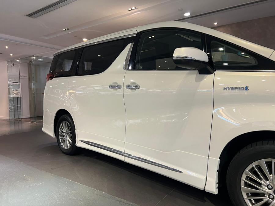 ALPHARD 2.5 SRC HYBRID - Image 9