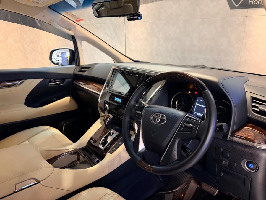ALPHARD - Image 2
