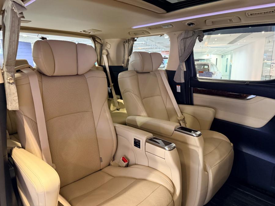 ALPHARD - Image 3