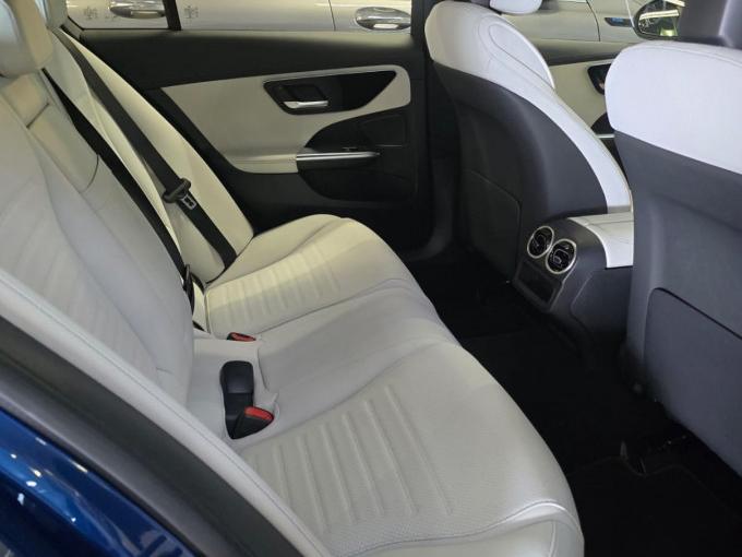 C200 AMG EDITION - Image 5