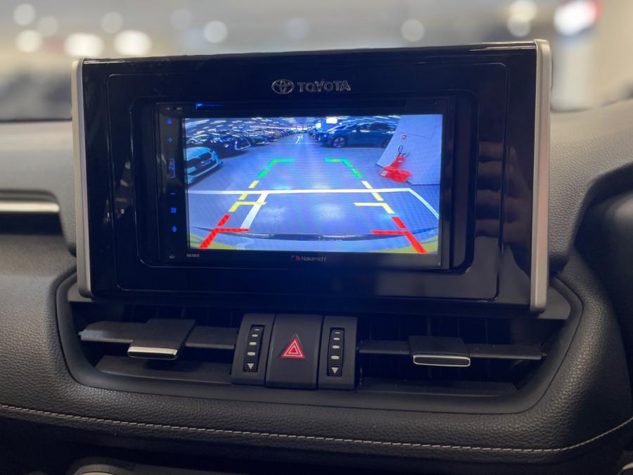 RAV 4 (Deluxe) - Image 8