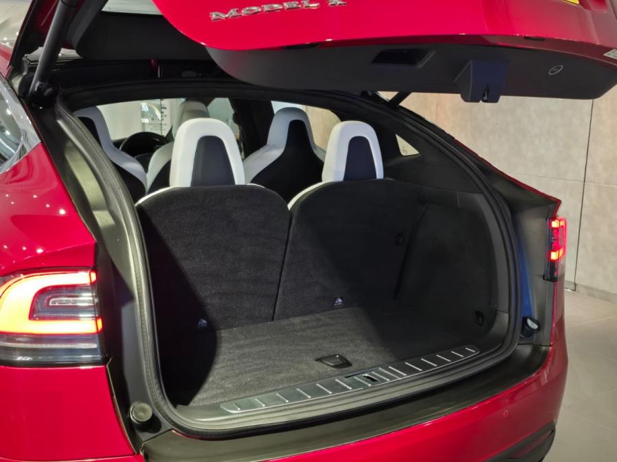 MODEL X 90D - Image 6