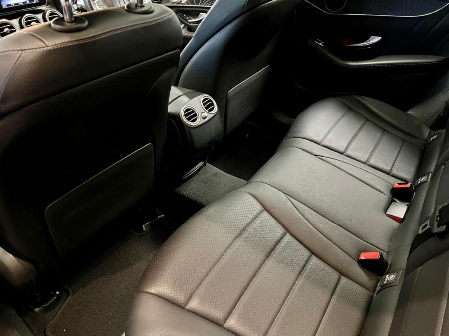 GLC250 4MATIC AMG - Image 7