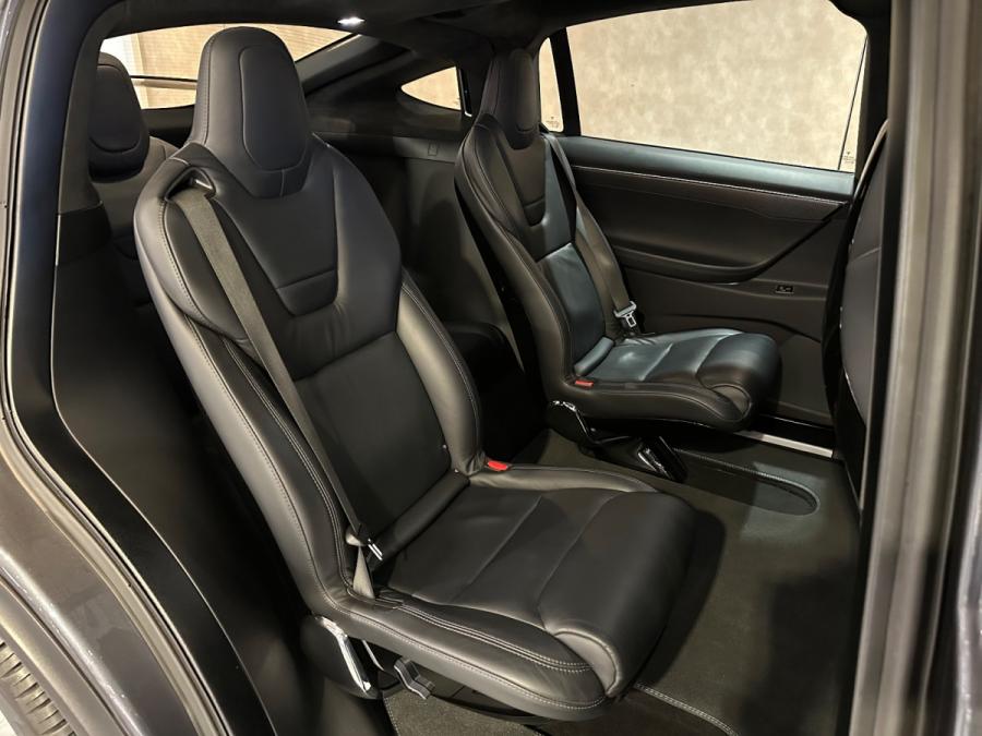 Model X 90D - Image 4