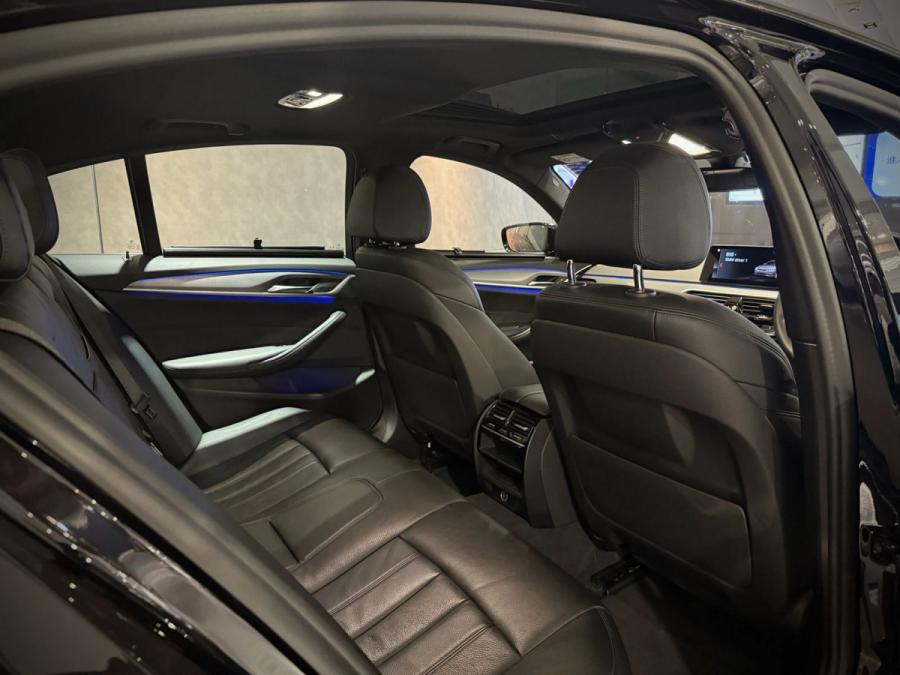 520IA SALOON M SPORT - Image 12