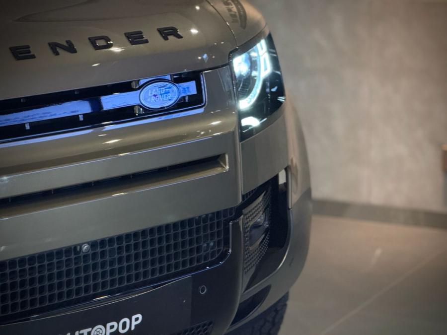 DEFENDER 90 P300 - Image 11