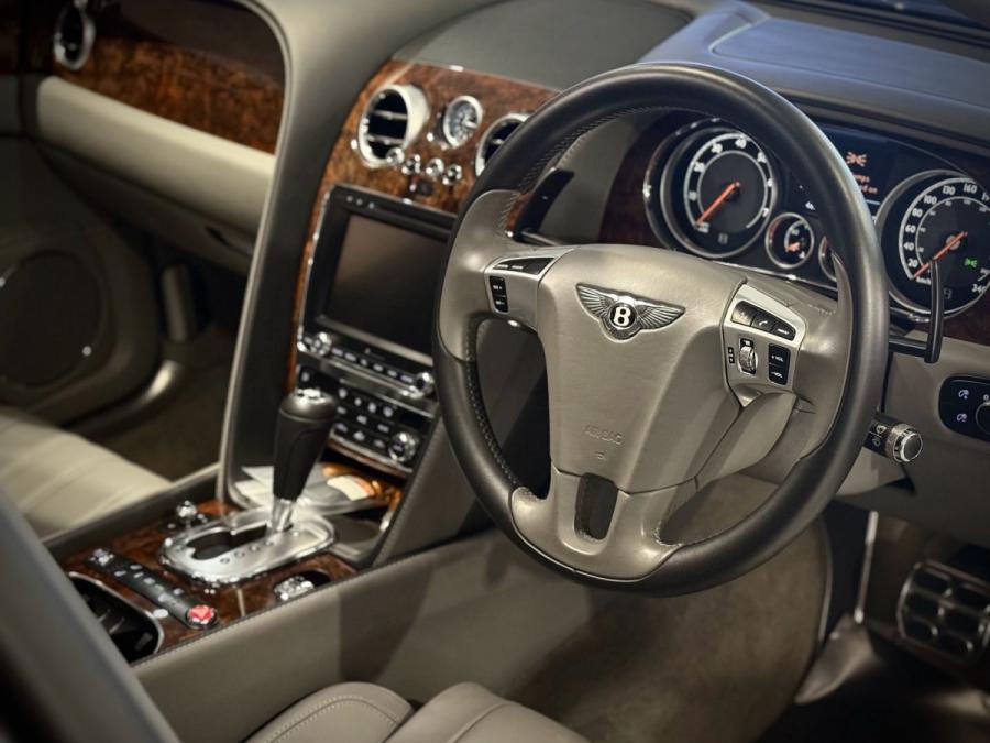 FLYING SPUR W12 - Image 9