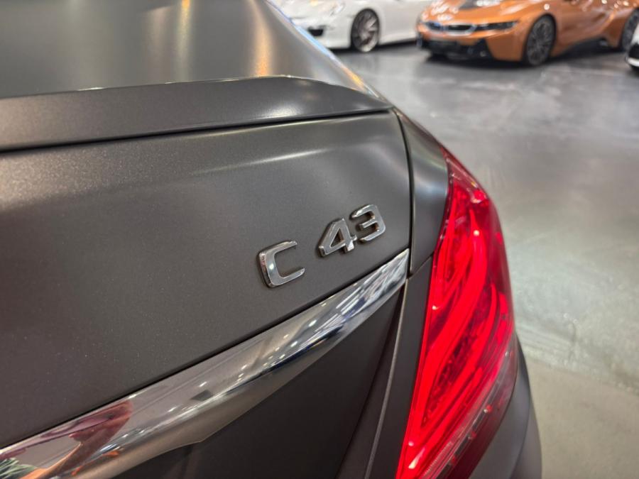 C43 AMG 4Matic - Image 4