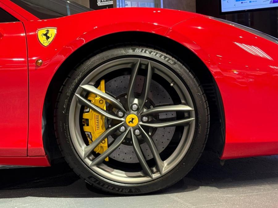 488 GTB - Image 3