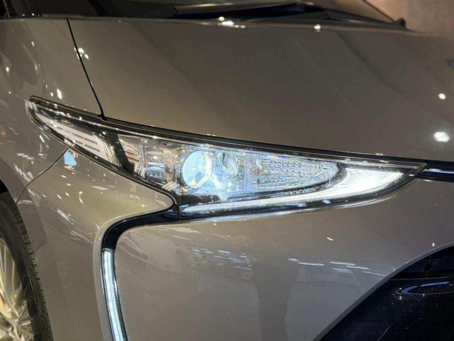 ESTIMA HYBRID - Image 16