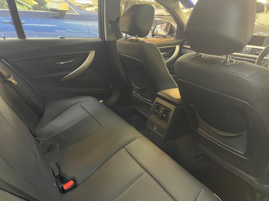 320iA SALOON ED EDITION （F30) - Image 6