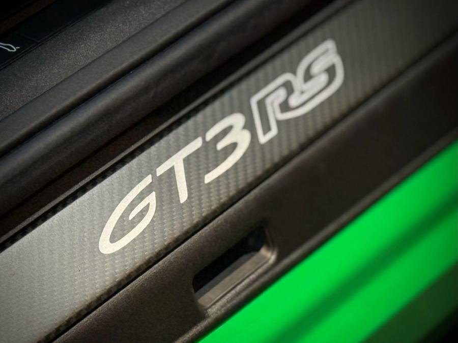 911 992 GT3 RS - Image 9