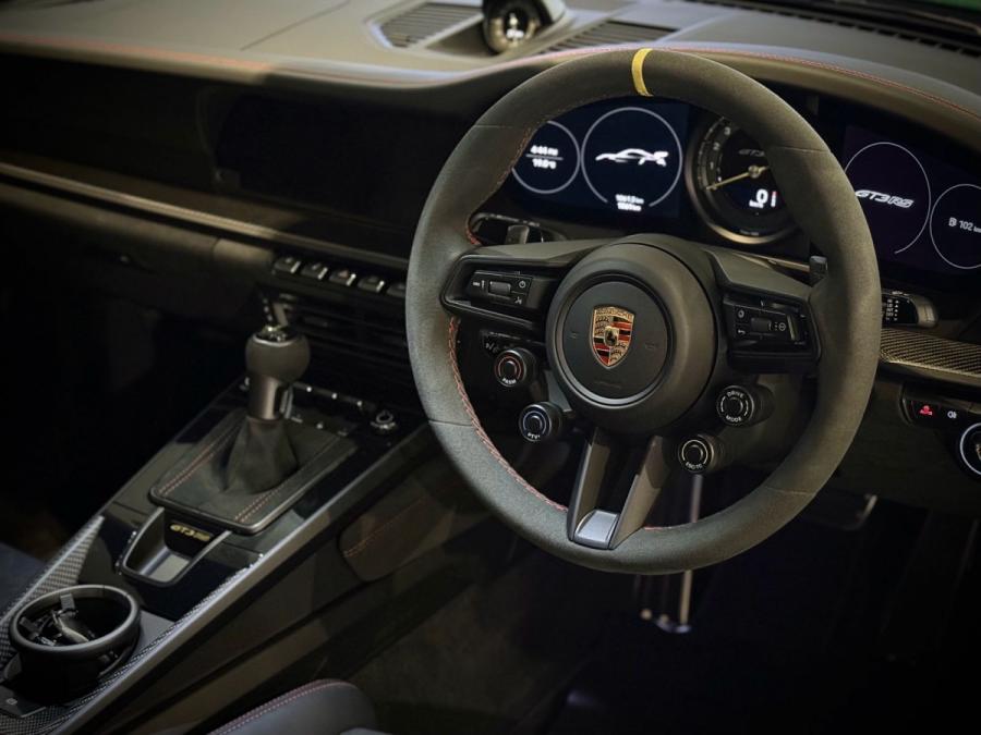 911 992 GT3 RS - Image 5