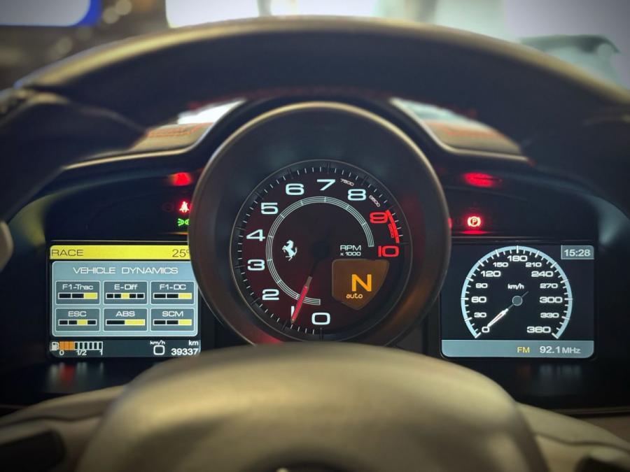 458 ITALIA - Image 11