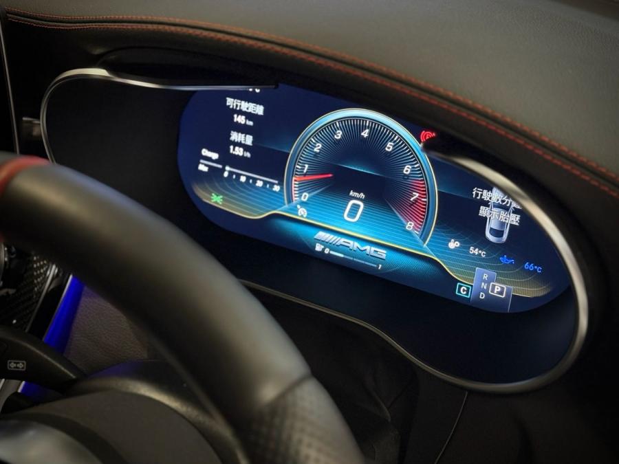 C43 Coupe - Image 8
