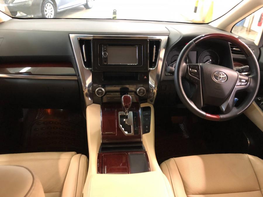 ALPHARD 3.5 SC - Image 6