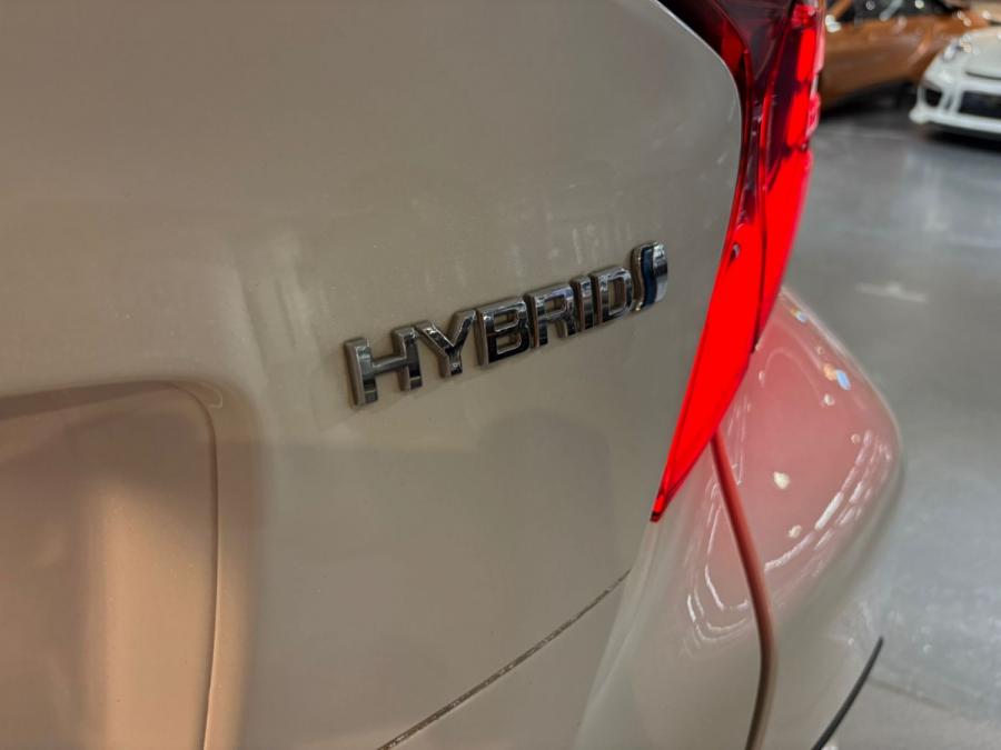 C-HR Hybrid - Image 3
